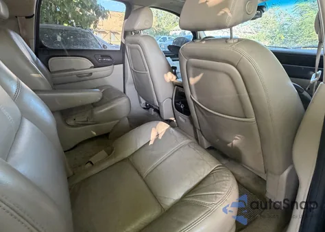 2007 GMC Yukon Xl 1500 Denali из США, поврежденный, VIN 1GKFK66827J274037